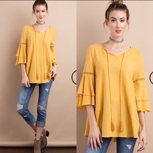 Bell sleeve tunic BNWT